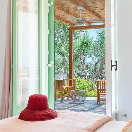 The Happy Place Apartment