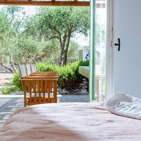 The Happy Place * Parikia (Paros)